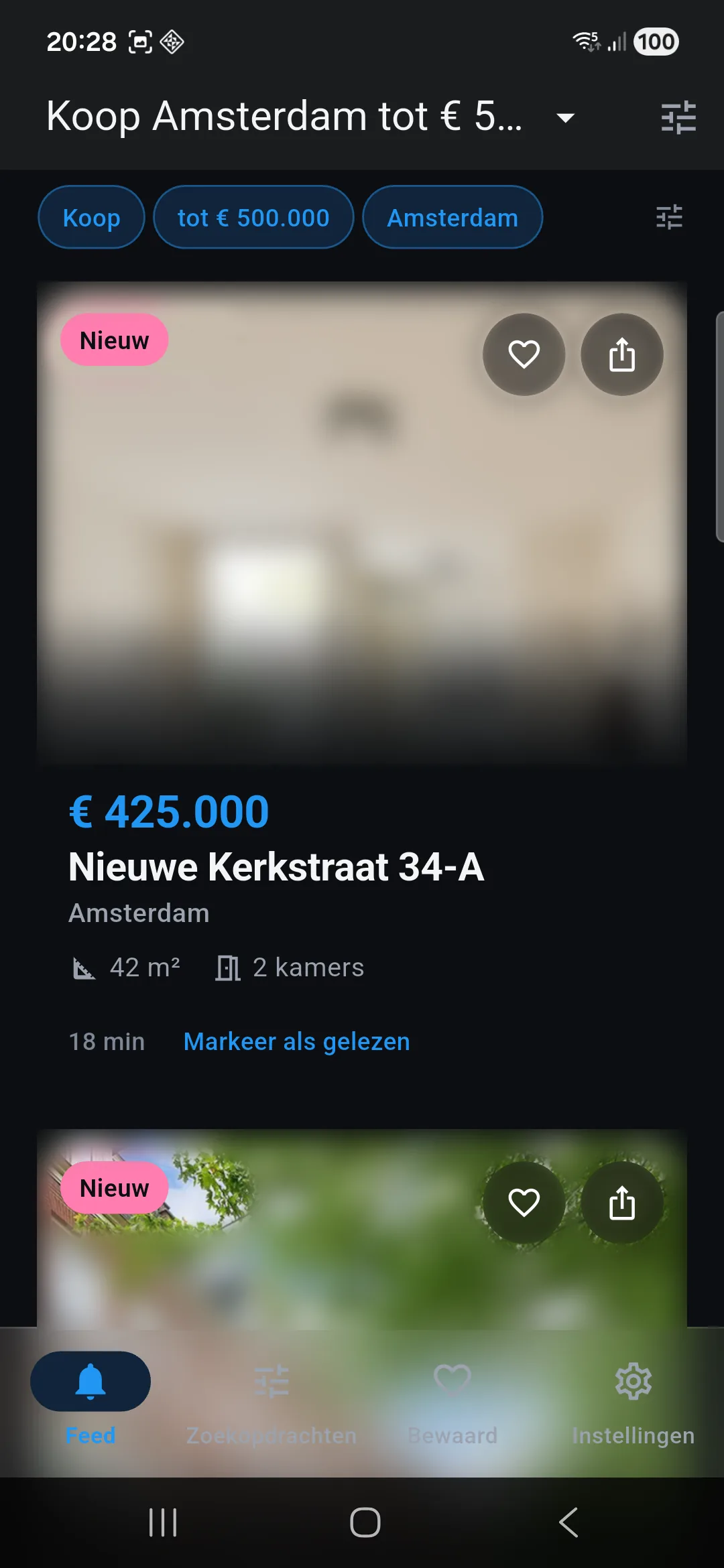 De feed in de app: een woning van € 425.000 aan de Nieuwe Kerkstraat in Amsterdam, gemarkeerd als nieuw, gevonden 18 minuten geleden.